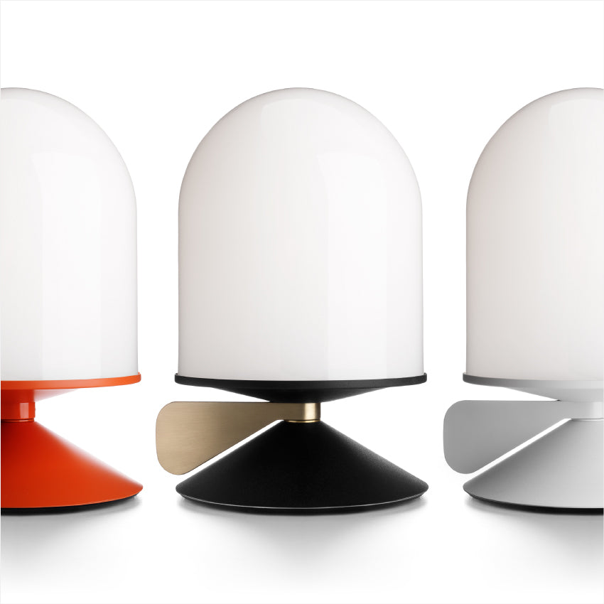 Vinge bordslampa - 3 olika färgval
