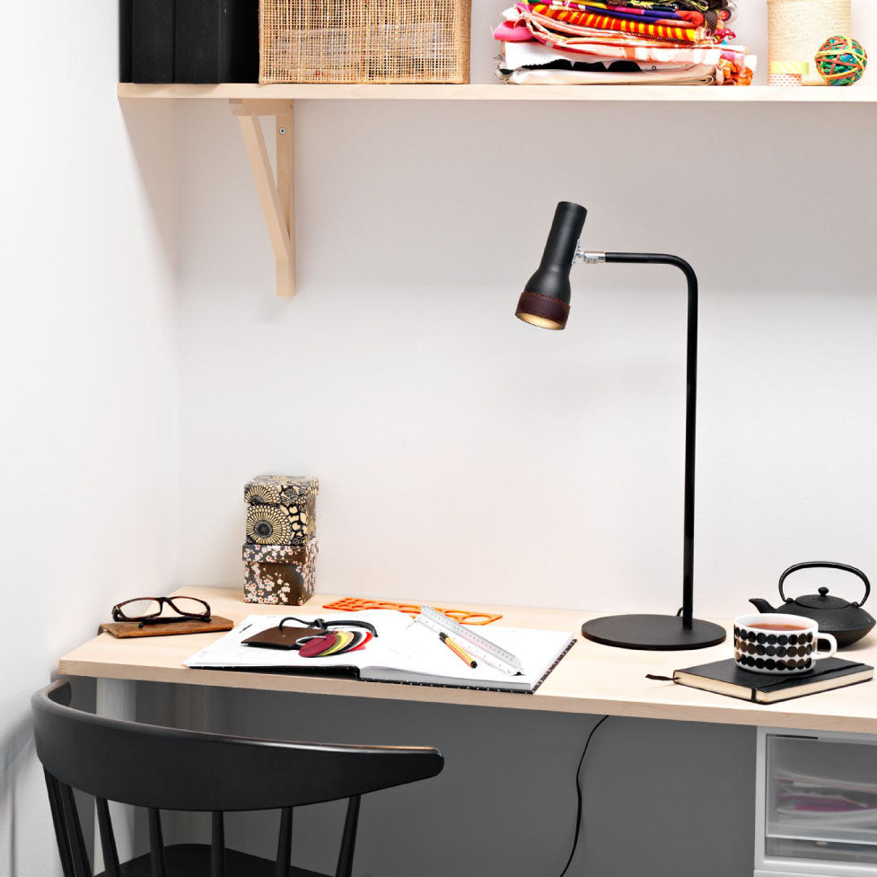 Talk table lamp | 2 color choices